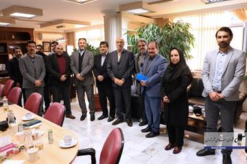 در بازدید از شرکت کنترل کیفیت هوای تهران مطرح شد؛ گله‌مندی شورای شهر از عدم تامین موتورهای برقی/ اعداد و ارقام سياهه آلودگی هوا نگران کننده است + گزارش تصویری